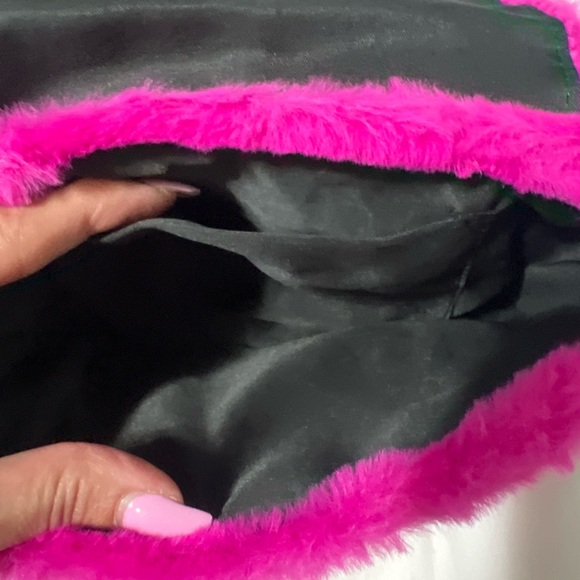 Pink Fur Crossbody Bag with Rhinestone Detail - Picture 5 of 5